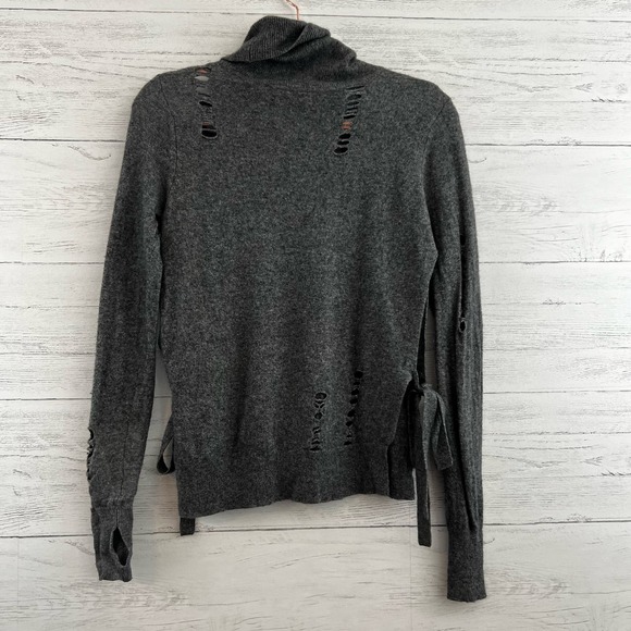 Pam & Gela Gray Destroyed Cashmere Blend Turtleneck Sweater Size S - Picture 2 of 10